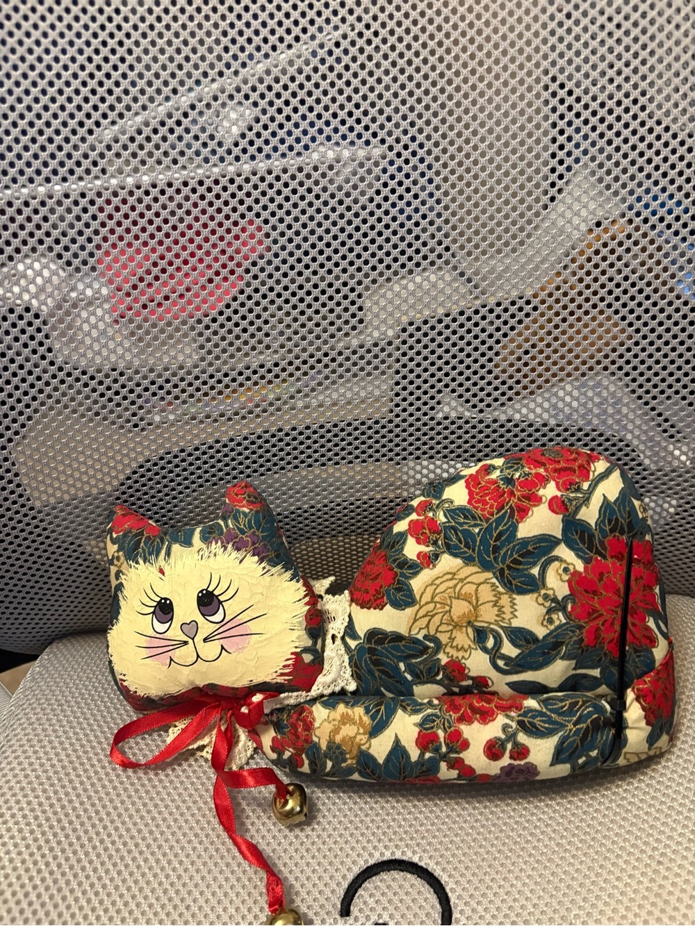 Vintage holiday floral quilted cat.